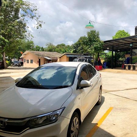 Chillchillsangkhlaburi โรงแรมชิลชิลสังขละบุรี Esterno foto