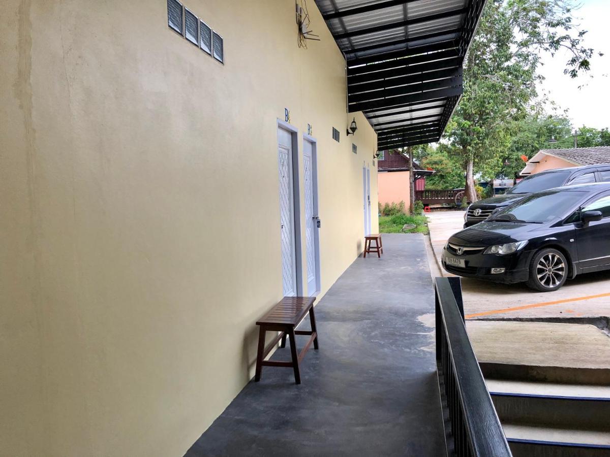 Chillchillsangkhlaburi โรงแรมชิลชิลสังขละบุรี Esterno foto